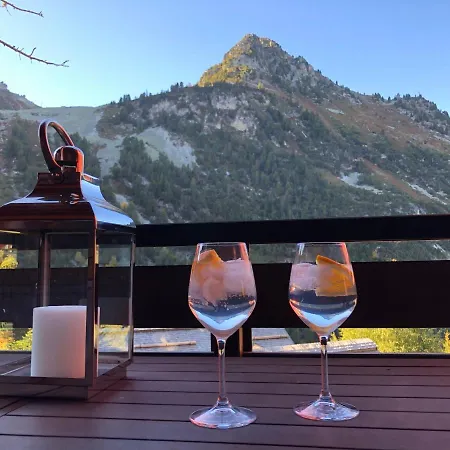Spacious Ski-in Ski-out 4-6 Pax, 161 Sources De Marie Arc 1950 Apartment