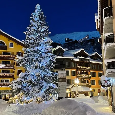 Apartment Spacious Ski-in Ski-out 4-6 Pax, 161 Sources De Marie Arc 1950 *