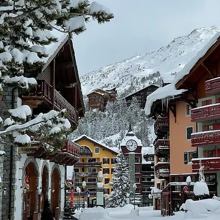 Apartment Spacious Ski-in Ski-out 4-6 Pax, 161 Sources De Marie Arc 1950 *